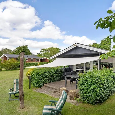Cozy In With Wifi Holiday home Farso